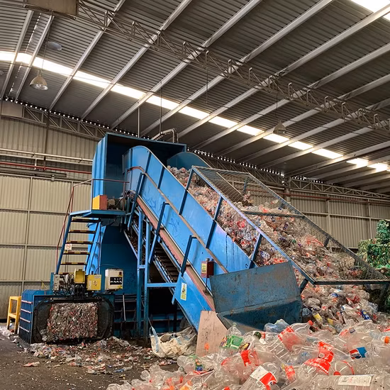 Pressa per balle orizzontale automatica in plastica a due RAM Apb-250